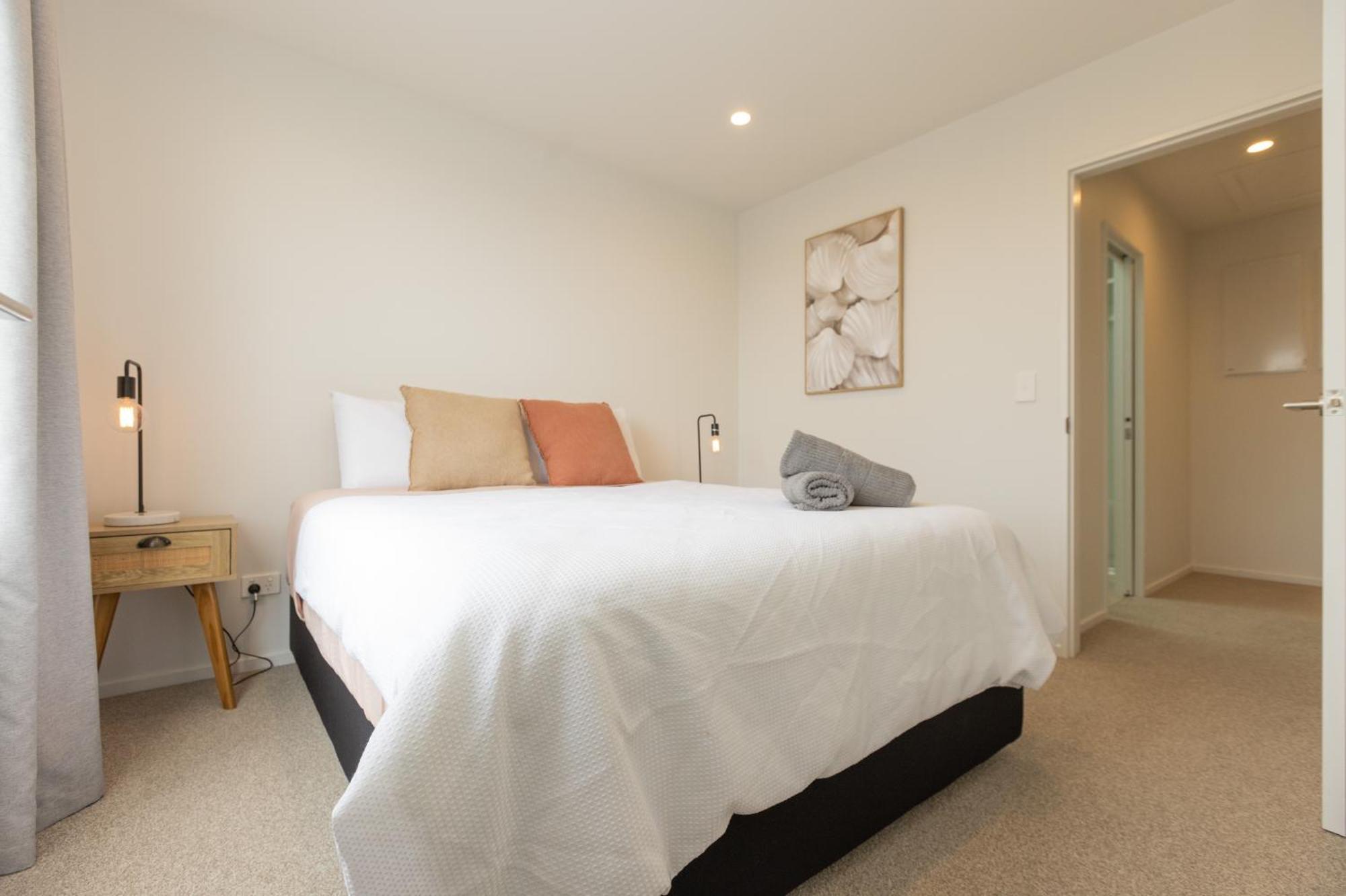 Addington Soho Two Bedroom Townhouse Christchurch Bagian luar foto