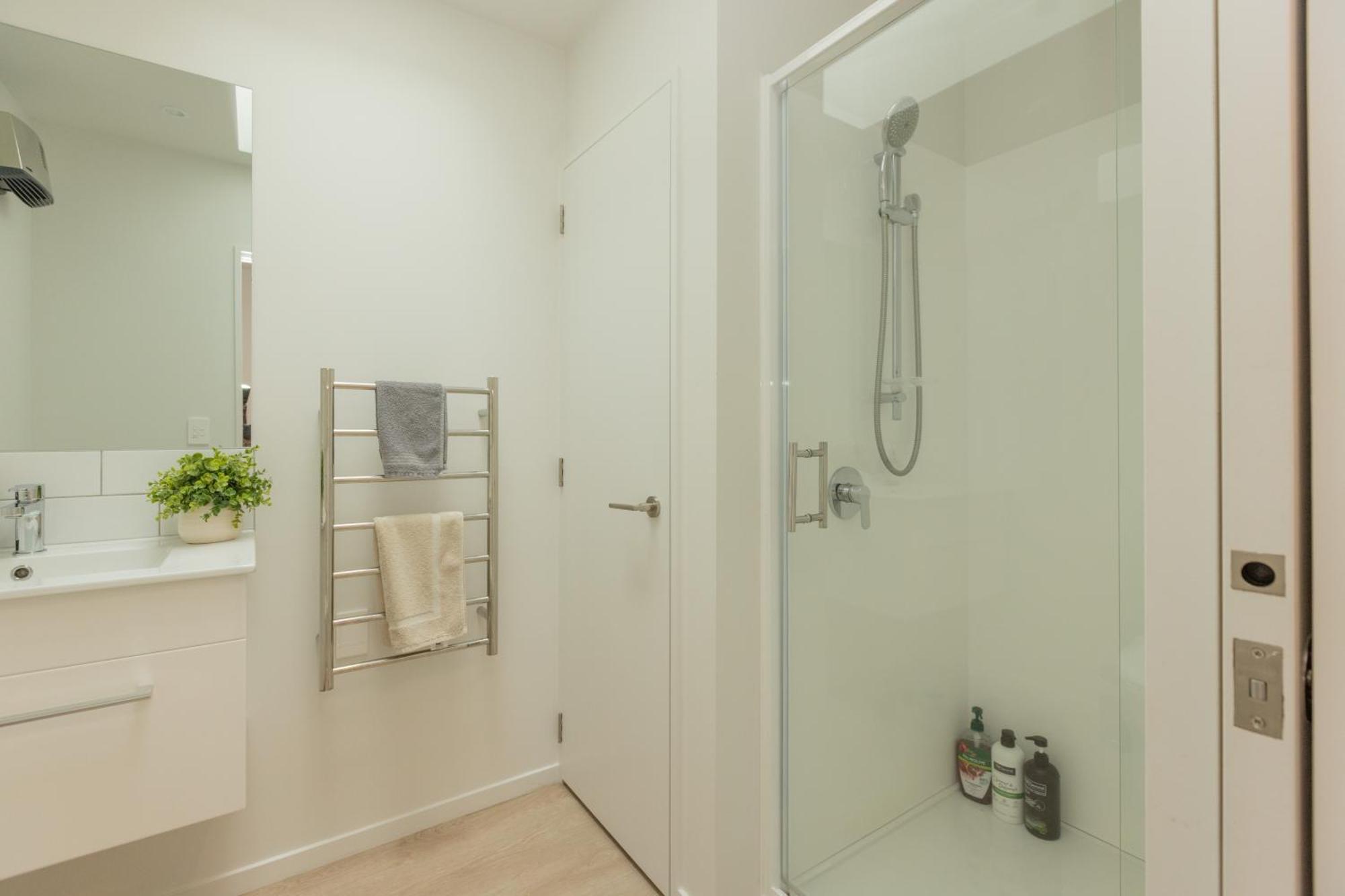 Addington Soho Two Bedroom Townhouse Christchurch Bagian luar foto