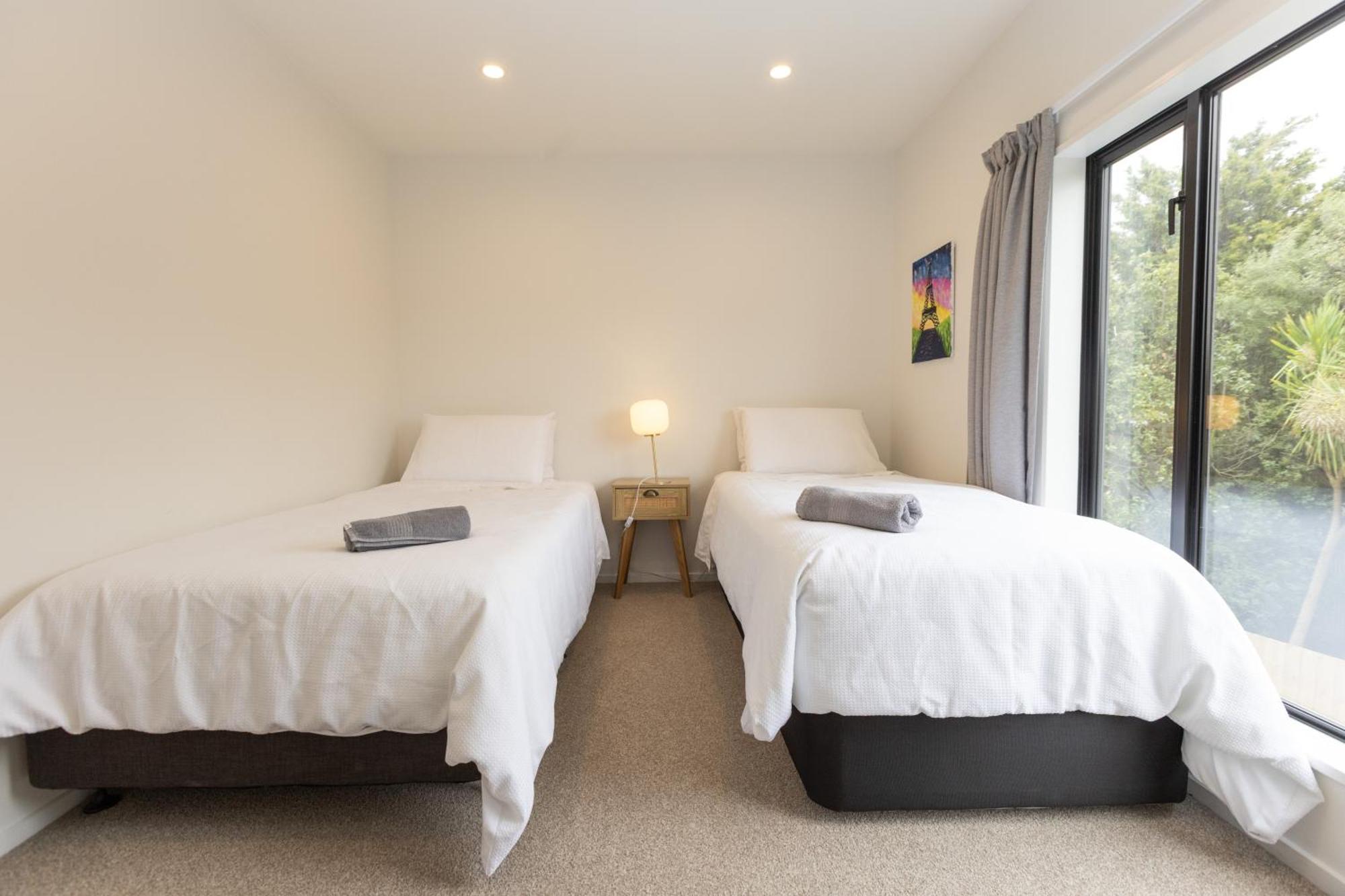 Addington Soho Two Bedroom Townhouse Christchurch Bagian luar foto