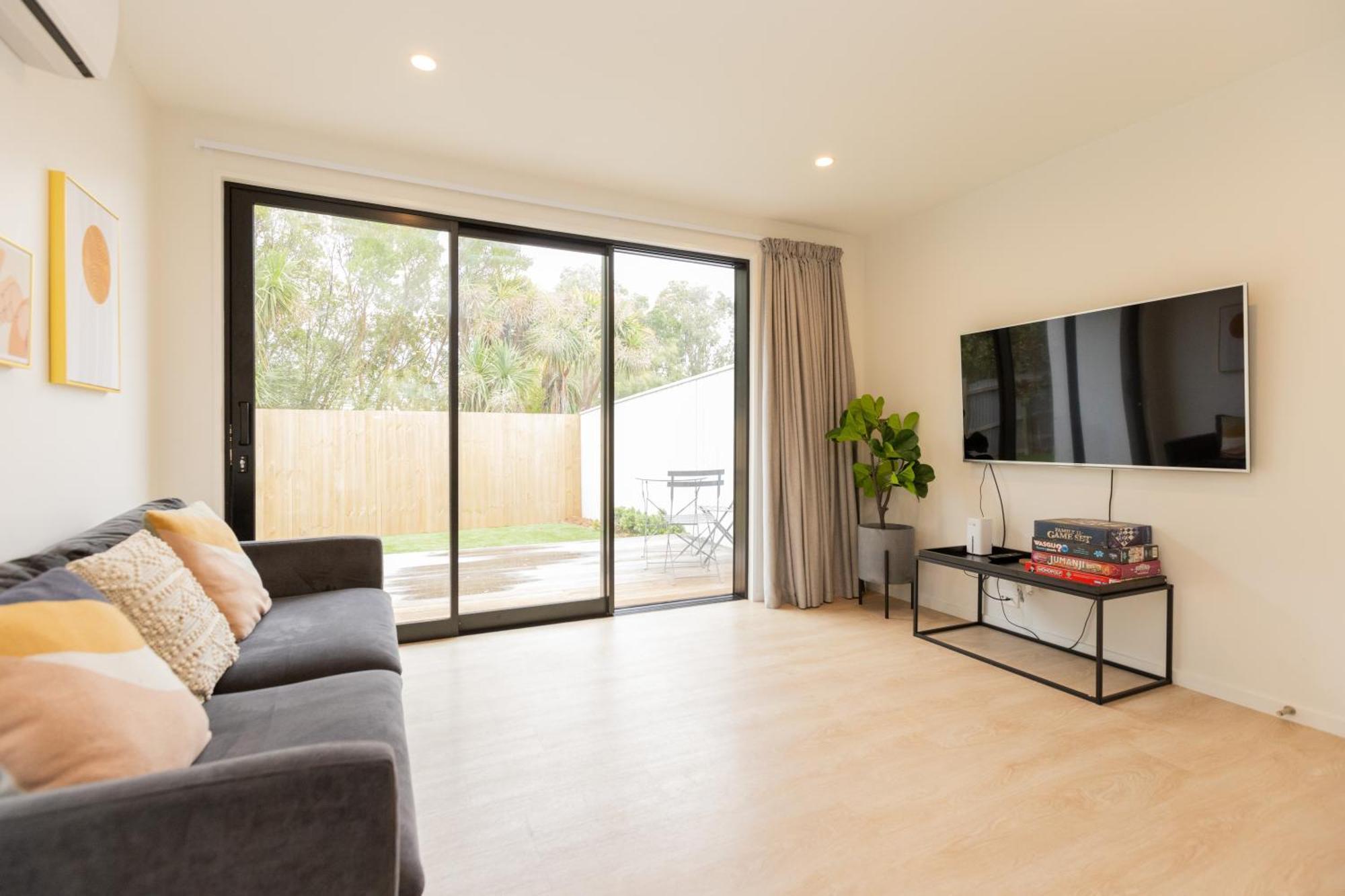 Addington Soho Two Bedroom Townhouse Christchurch Bagian luar foto